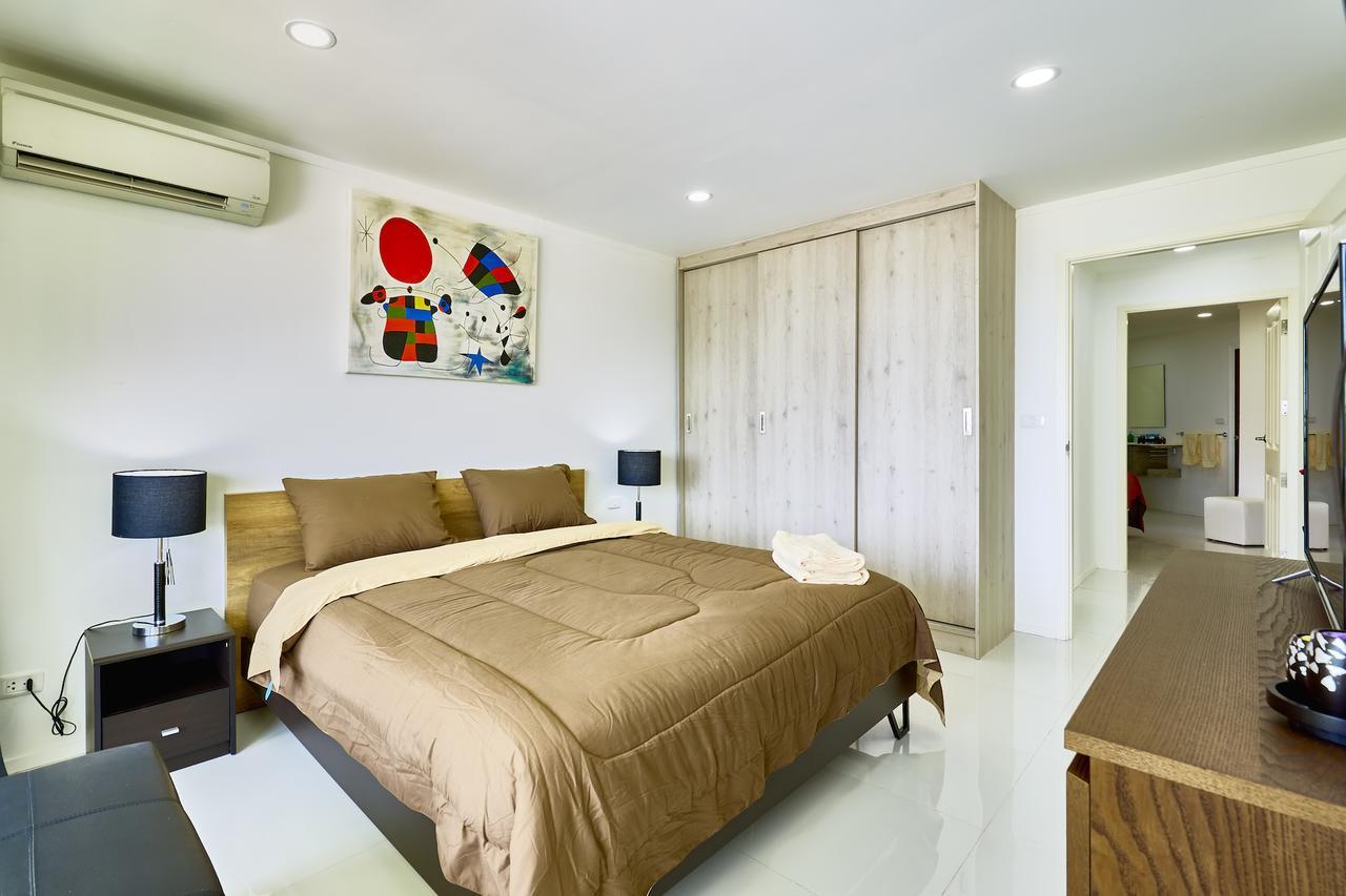 Luxurious Apartment On Jomtien Beach Road Екстер'єр фото